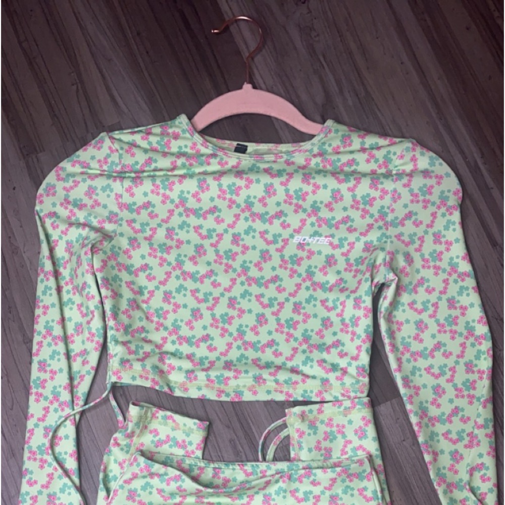 brand new never worn workout set